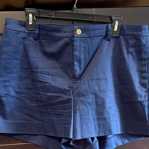 Lauren size 12 navy blue shorts. Very good condition.
